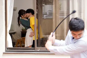 "Tôi đã nhét nó vào thật và chảy máu" tôi kêu lên. Đào tạo đầu tiên mạnh nhất, hỗ trợ đến ba trăm 10 phút theo dõi